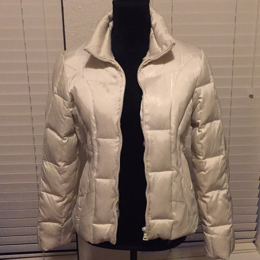 Cream puffer Jacket